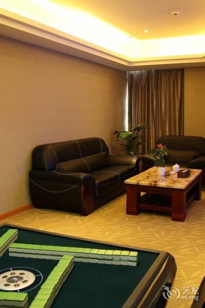 فندق قوانغتشوفي  Jinyan المظهر الخارجي الصورة